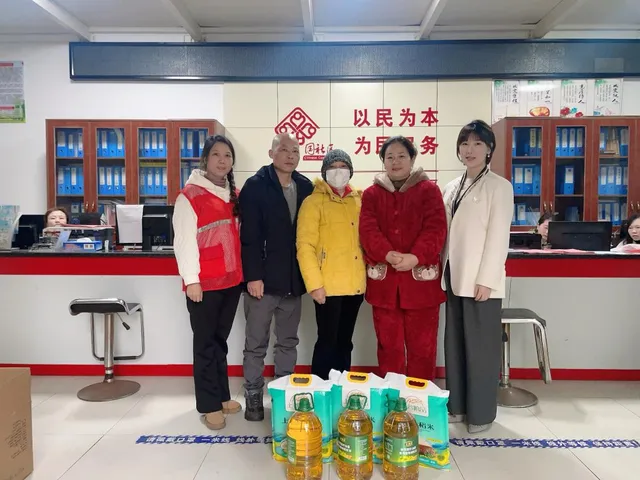 爱心汇聚！湘潭爱尔眼科为困难家庭送温暖关怀