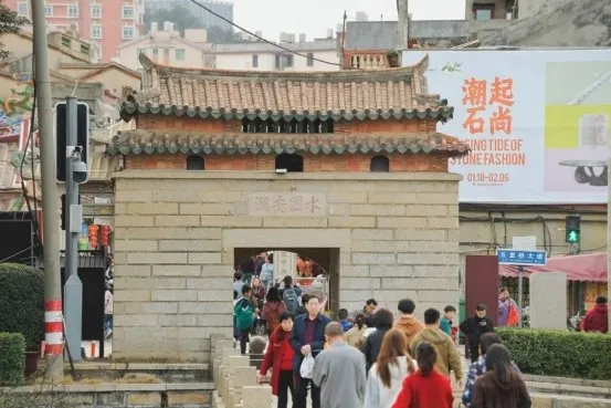 “老城·新春”南安水头五里大盈溪演绎闽南年味美学 “老城·新春”南安水头五里大盈溪演绎闽南年味美学