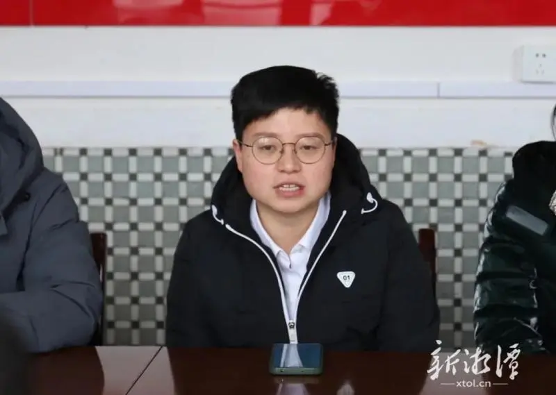 湘潭市中医医院举行第26批援塞拉利昂医疗队员欢送会
