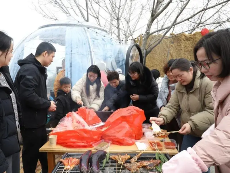 春日悦游 共赴美好—— 湘潭市中医医院举办2025年“三八”国际妇女节春游活动 春日悦游 共赴美好—— 湘潭市中医医院举办2025年“三八”国际妇女节春游活动