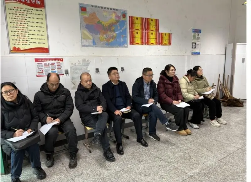 课堂展评显匠心,教研共进促发展 ——湘潭市第二中学开展教研组常规展评课活动 课堂展评显匠心,教研共进促发展 ——湘潭市第二中学开展教研组常规展评课活动