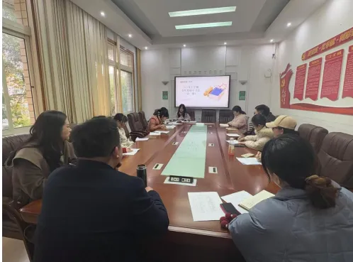 深入方可浅出,厚积才能薄发 ——湘潭市第二中学开展青年教师学习活动 深入方可浅出,厚积才能薄发 ——湘潭市第二中学开展青年教师学习活动