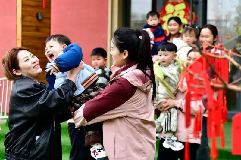 山东郓城:让老有所养幼有所育 山东郓城:让老有所养幼有所育