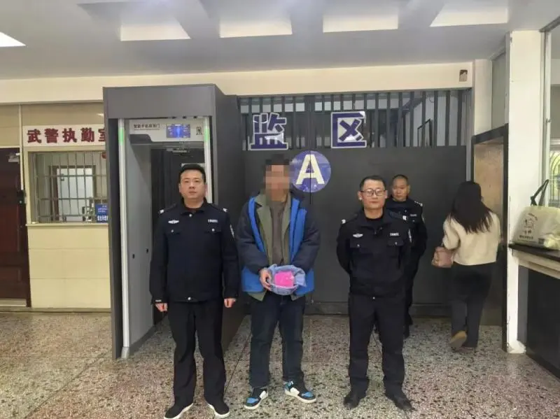 得手4万多,原来不止一次! 得手4万多,原来不止一次!