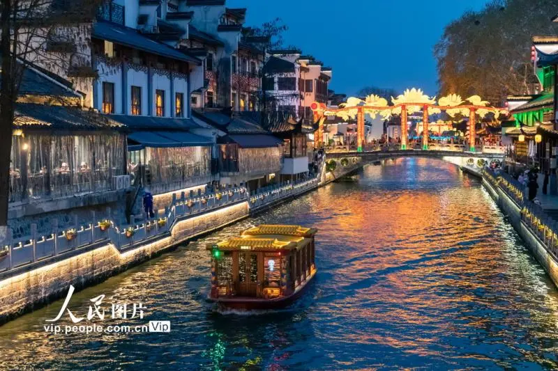江苏南京：夜经济 有活力