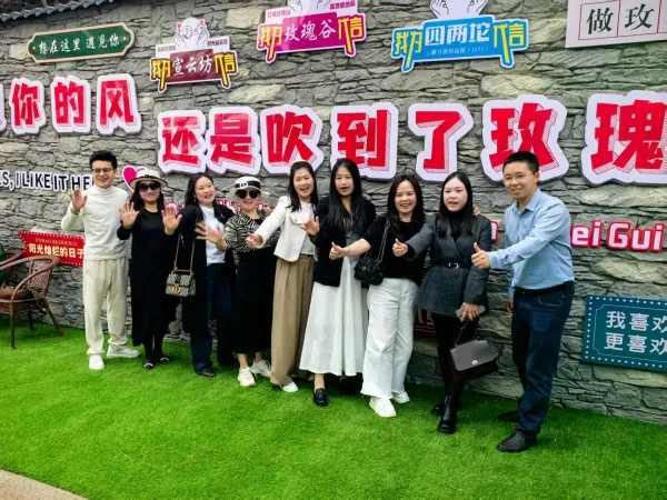 百年云腿饼“四两坨”:古韵新章,焕彩前行 百年云腿饼“四两坨”:古韵新章,焕彩前行