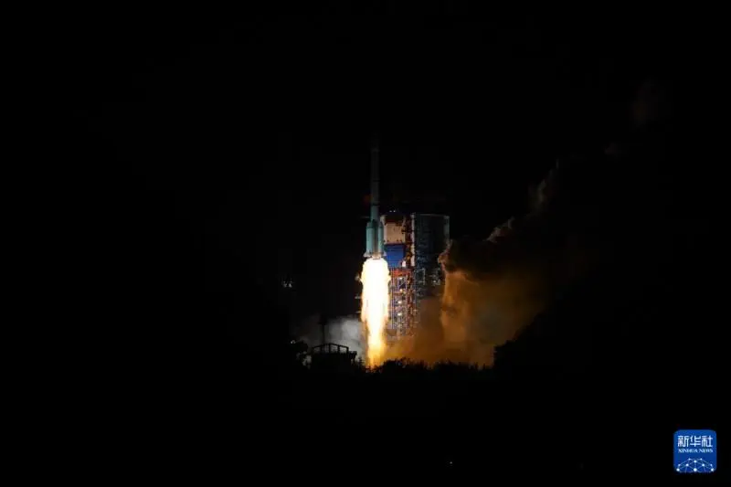 我国成功发射通信技术试验卫星十七号 我国成功发射通信技术试验卫星十七号