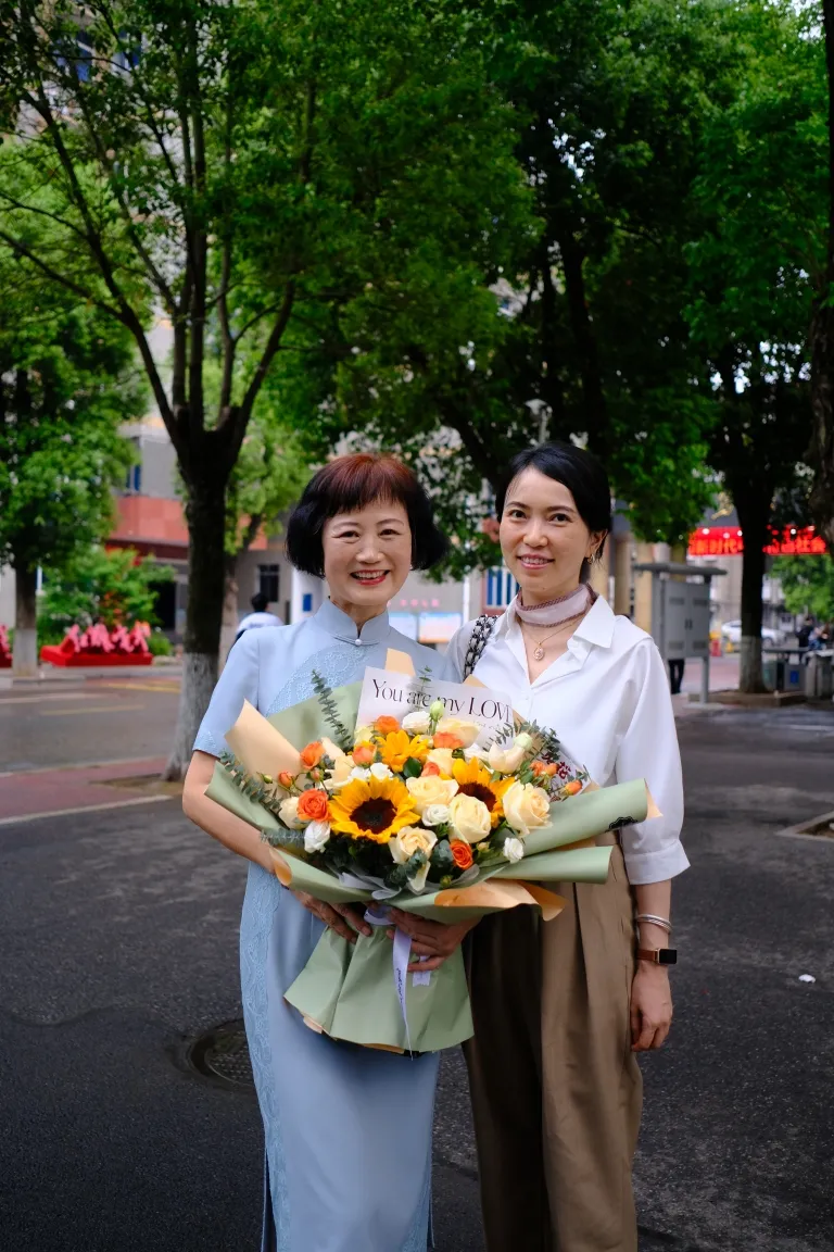 情绪创造习惯 简单改变行为 ——湘机中学举办优秀校友陈希红女士读书分享会 情绪创造习惯 简单改变行为 ——湘机中学举办优秀校友陈希红女士读书分享会