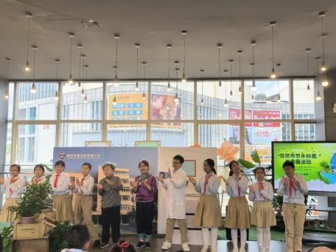 昆明市开展节水科普宣传进商圈活动 昆明市开展节水科普宣传进商圈活动