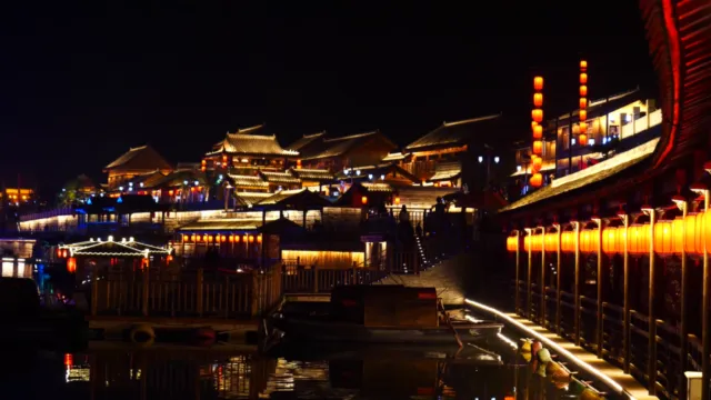 开河马头水幕电影“五一”震撼来袭 开河马头水幕电影“五一”震撼来袭