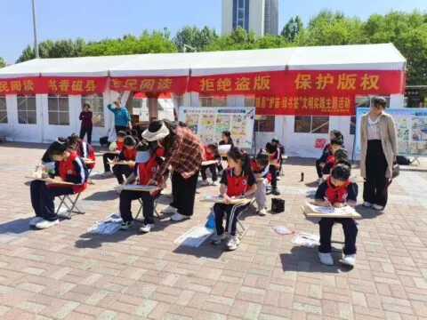 河北磁县:绿书签伴成长 护苗行动启书香 河北磁县:绿书签伴成长 护苗行动启书香