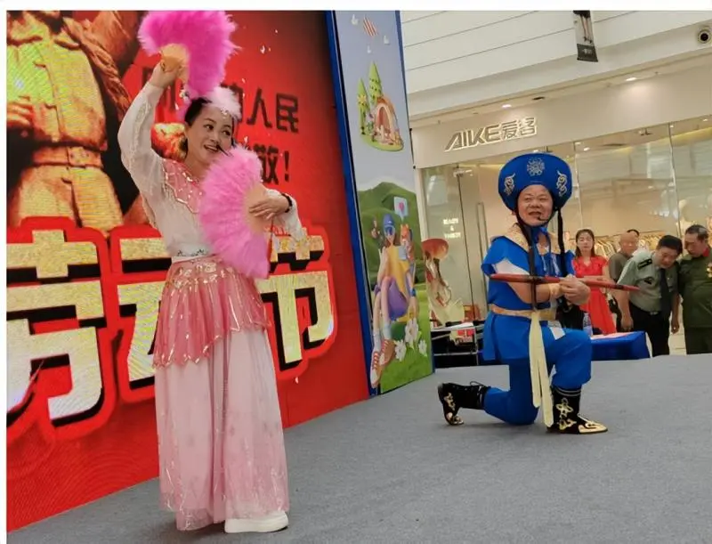 红色旋律激荡初心 艺术盛宴致敬劳动——湘潭市延安精神研究会红色艺术团“庆五一”专场演出 红色旋律激荡初心 艺术盛宴致敬劳动——湘潭市延安精神研究会红色艺术团“庆五一”专场演出