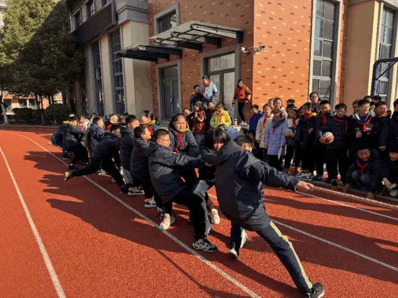 反转:“我的体育是数学老师教的!”——学校体育改革调研之一 反转:“我的体育是数学老师教的!”——学校体育改革调研之一