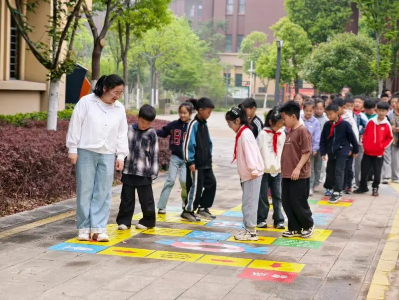 反转:“我的体育是数学老师教的!”——学校体育改革调研之一 反转:“我的体育是数学老师教的!”——学校体育改革调研之一