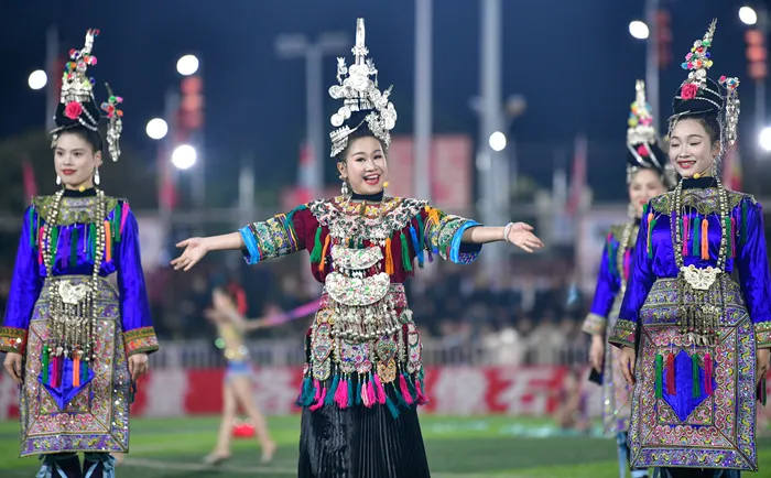 新华网财经观察丨“奔县游”走红，能否成为县域经济新风口