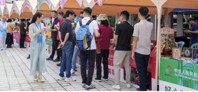 追光｜这是一枚“荔枝味”的金牌