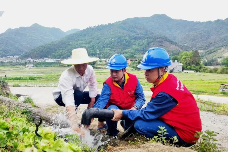 打好抗旱主动仗 助农稳产保丰收——多地抗旱保农一线观察 打好抗旱主动仗 助农稳产保丰收——多地抗旱保农一线观察