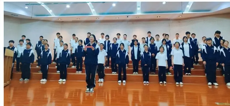 天之大，母爱无涯 ——湘潭市二中初一555班家长会温情纪事