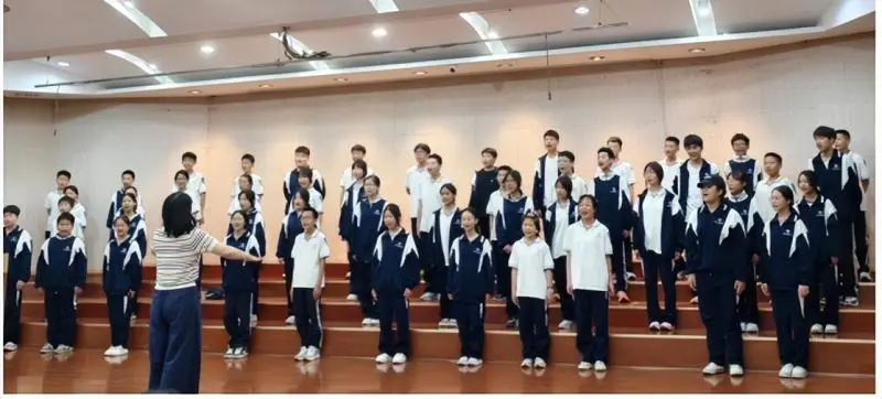 天之大，母爱无涯 ——湘潭市二中初一555班家长会温情纪事