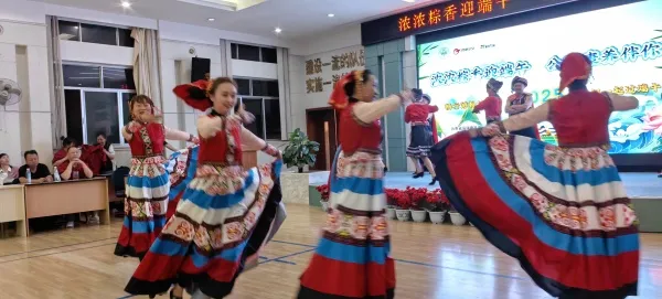 昆明公交举行“浓浓粽香迎端午·公交康养伴你行”主题联欢活动 昆明公交举行“浓浓粽香迎端午·公交康养伴你行”主题联欢活动