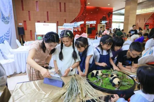 蓉城方志好课走进国际非遗节,解锁蜀地非遗密码! 蓉城方志好课走进国际非遗节,解锁蜀地非遗密码!