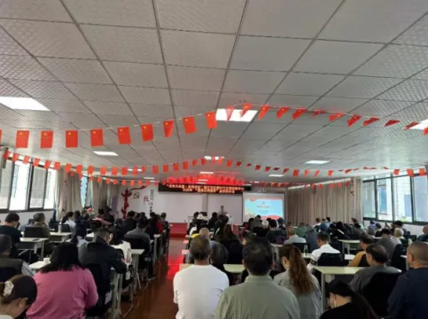 五华区团山社区:“强国必强军” 理念深植人心 五华区团山社区:“强国必强军” 理念深植人心