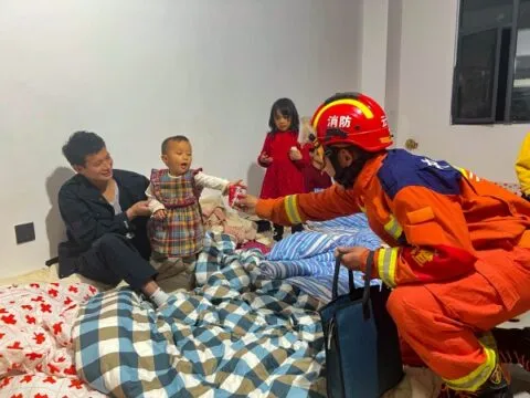 与独龙族人民一起抗洪救灾 ——贡山县独龙江乡暴雨洪涝灾害消防救援二三事 与独龙族人民一起抗洪救灾 ——贡山县独龙江乡暴雨洪涝灾害消防救援二三事