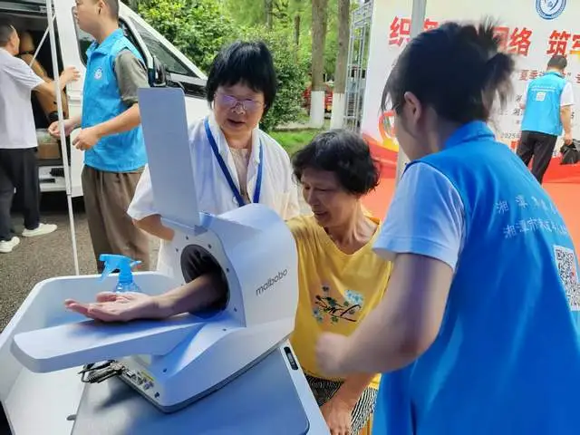 湘潭6.19救助管理开放日：一张网兜住民生关切 一条线筑牢安全根基