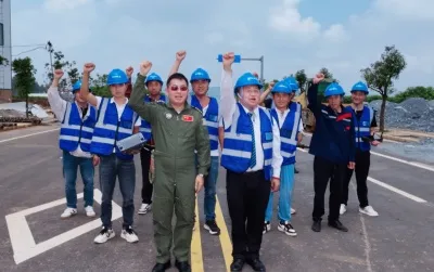 禄丰低空经济起飞 13架无人机腾空引燃梦想——云南俊松无人机科技.禄丰鹏霖农业双星揭牌 禄丰低空经济起飞 13架无人机腾空引燃梦想——云南俊松无人机科技.禄丰鹏霖农业双星揭牌