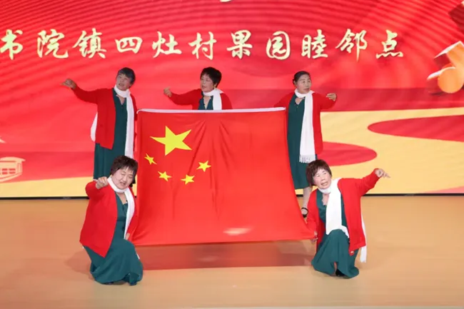 “庆七一梦想扬帆,聚共建奋进合力”——庆祝中国共产党成立104周年暨思乐得工业旅游中心启用 “庆七一梦想扬帆,聚共建奋进合力”——庆祝中国共产党成立104周年暨思乐得工业旅游中心启用