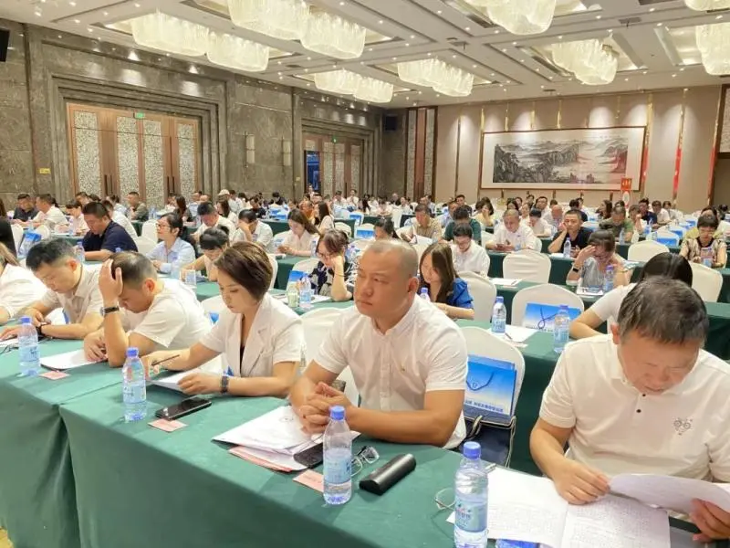 匠心筑梦 服务生辉丨湘潭市物业管理行业协会2024年度年会暨第五届理事会第二次会员大会举行 匠心筑梦 服务生辉丨湘潭市物业管理行业协会2024年度年会暨第五届理事会第二次会员大会举行