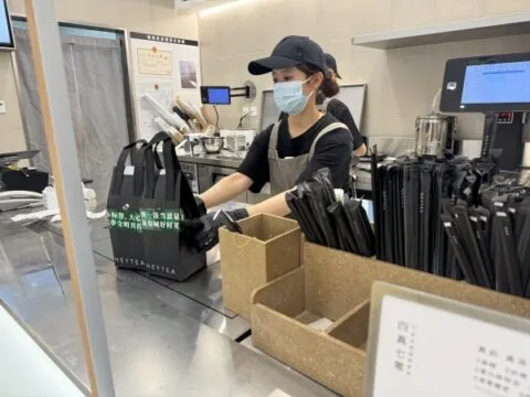 五华区“文明封签”成城市名片，小标签传递文明温情链接游客