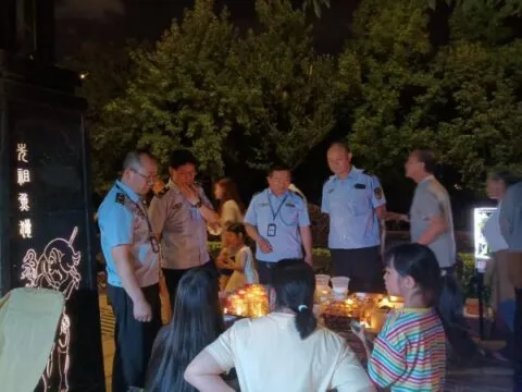 一抹市监“蓝”,守护昭通避暑游客“清凉一夏” 一抹市监“蓝”,守护昭通避暑游客“清凉一夏”