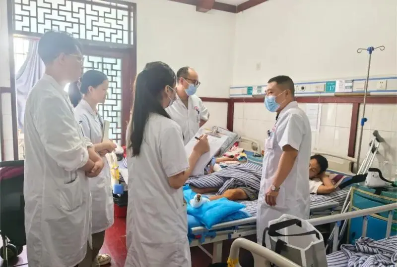 【我爱医院我的家】：小儿骨科·手外科的“家”故事——医护同心，医患同行