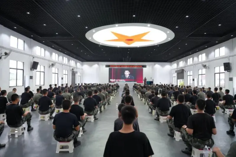 典亮军营 法治拥军——湘潭县法院开展湘潭县预定新兵役前法治教育 典亮军营 法治拥军——湘潭县法院开展湘潭县预定新兵役前法治教育