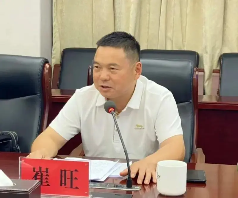 拳拳情怀 殷殷期盼——成长路上住建局青年干部与党委书记的“夜话” 拳拳情怀 殷殷期盼——成长路上住建局青年干部与党委书记的“夜话”
