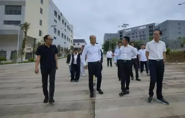 九企业赴能投红河产业园考察交流 共探跨区域产业协同发展新路径