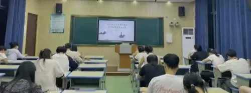 上饶玉山县樟村中心小学举行青年教师教学基本功过关活动 上饶玉山县樟村中心小学举行青年教师教学基本功过关活动