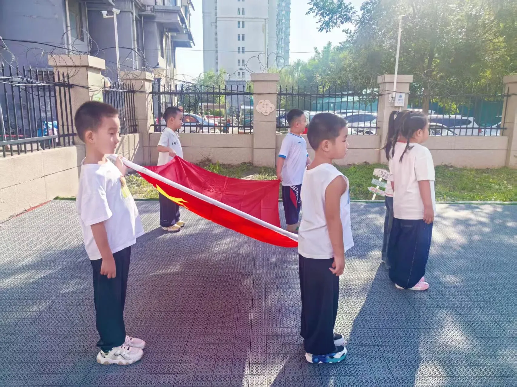 【四幼·升旗活动】童心向党 旗帜飘扬（五）——丛台区第四幼儿园双节安全主题升旗仪式
