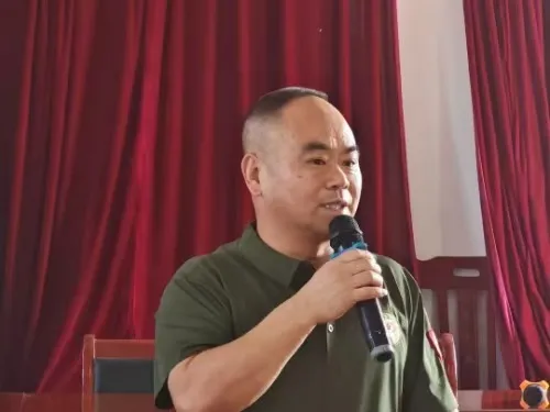 江西上饶广信区第三小学校园中的红色传承 江西上饶广信区第三小学校园中的红色传承