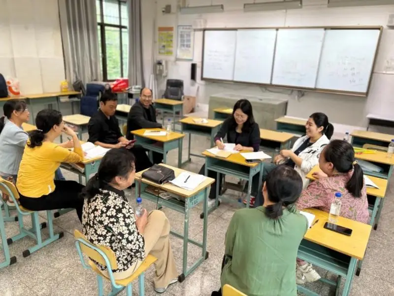 凝心磨课备赛，聚力赋能成长——湘潭市第二中学开展第一期青年教师集中学习活动
