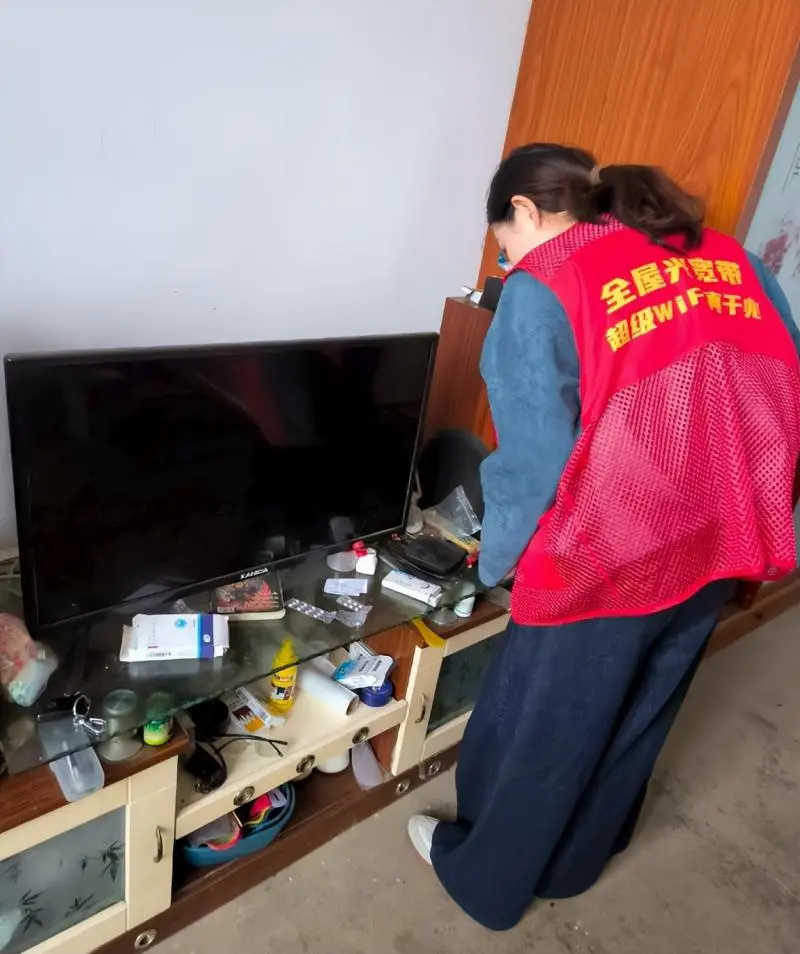 上门服务,便利群众 上门服务,便利群众