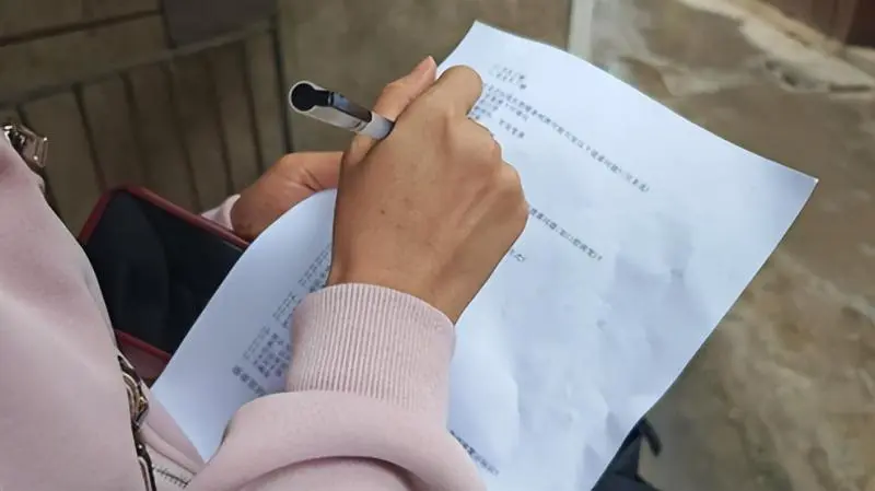 探寻家乡根脉绽放文化光彩湘机中学高一年级举办“家乡文化生活” 主题展示活动 探寻家乡根脉绽放文化光彩湘机中学高一年级举办“家乡文化生活” 主题展示活动