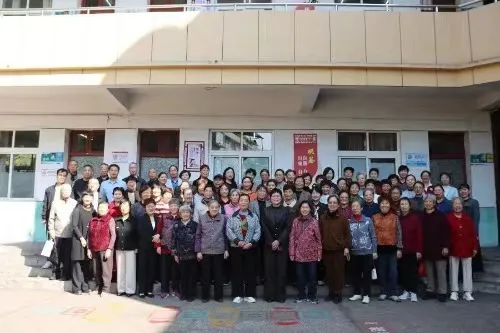 上饶玉山县瑾山小学:金秋赋雅韵 敬老传新风 上饶玉山县瑾山小学:金秋赋雅韵 敬老传新风