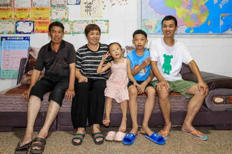 《一根细竹，撬动乡村亿元新产业》