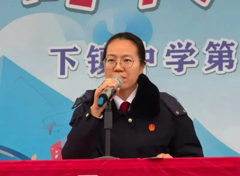 江西玉山县下镇初中举办防欺凌专题教育讲座 江西玉山县下镇初中举办防欺凌专题教育讲座