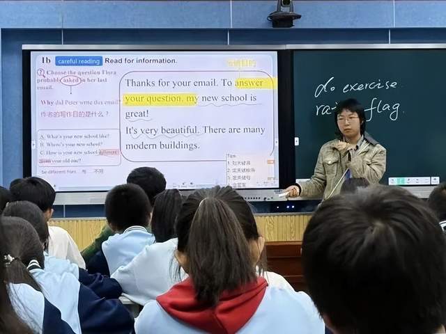 汇报展示显硕果 两校携手育新苗——湖南科技大学外国语学院实习生于湘潭市三中完成汇报展示并圆满结业