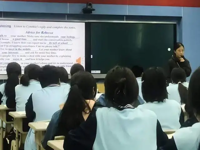 汇报展示显硕果 两校携手育新苗——湖南科技大学外国语学院实习生于湘潭市三中完成汇报展示并圆满结业