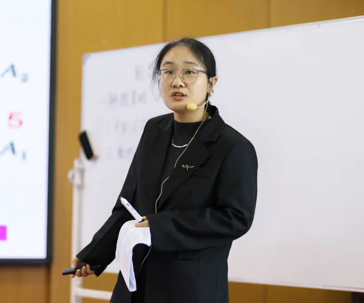 研数悟理明方向,聚力备考启新程——湘潭市2026届高三数学复习教学研讨会圆满举行