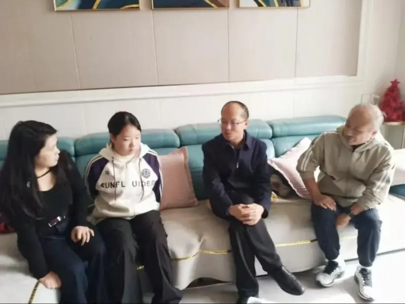 江西上饶广信七中: 架起家校连心桥 共绘育人同心圆 江西上饶广信七中: 架起家校连心桥 共绘育人同心圆